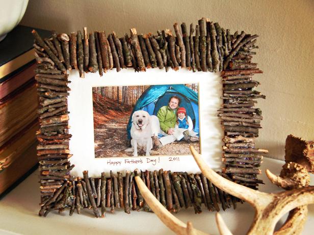 Rustic Frame A picture frame made of sticks is shown.